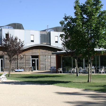Auberge De Jeunesse Hi Grenoble Échirolles Eksteriør bilde