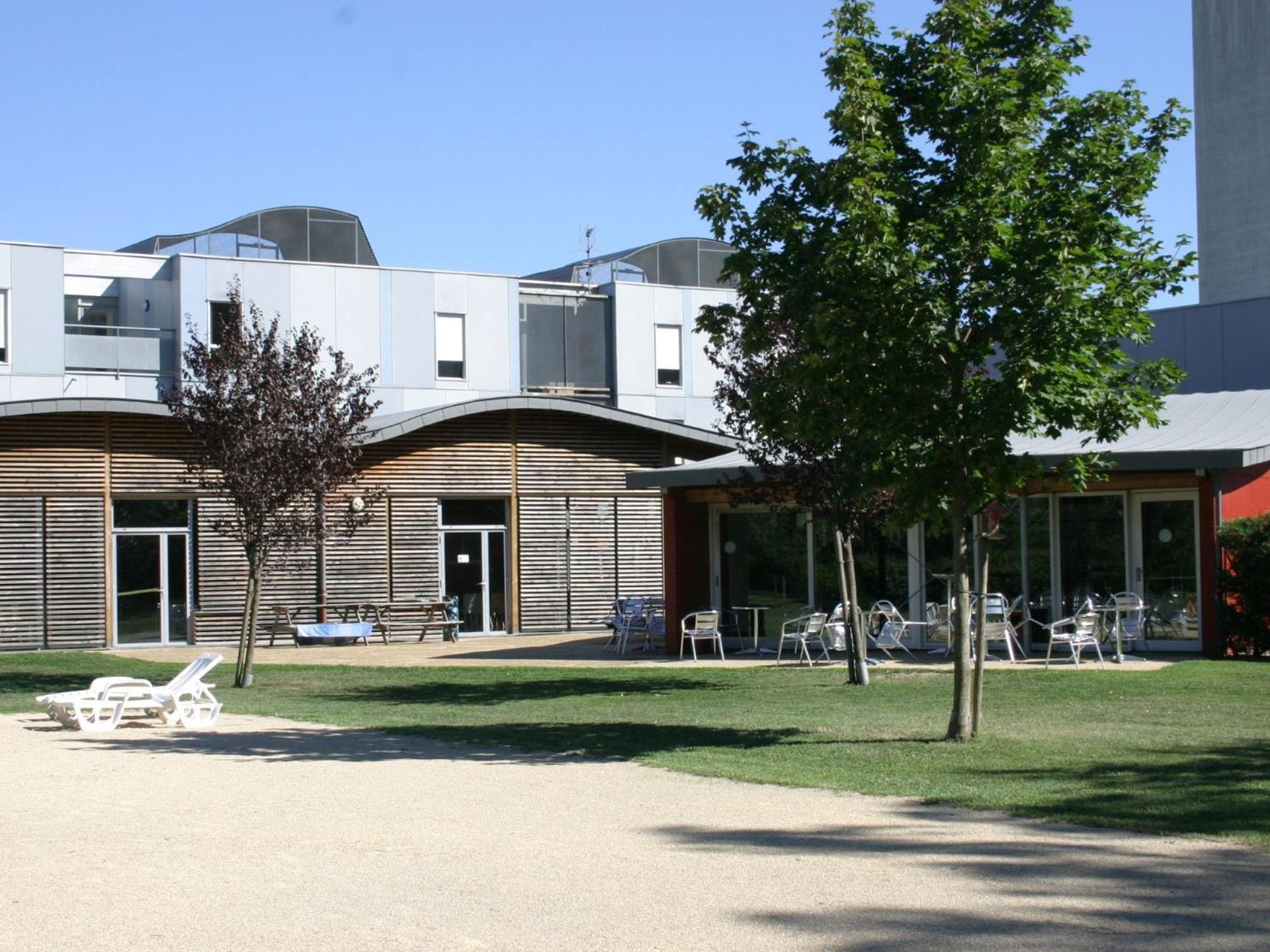 Auberge De Jeunesse Hi Grenoble Échirolles Eksteriør bilde